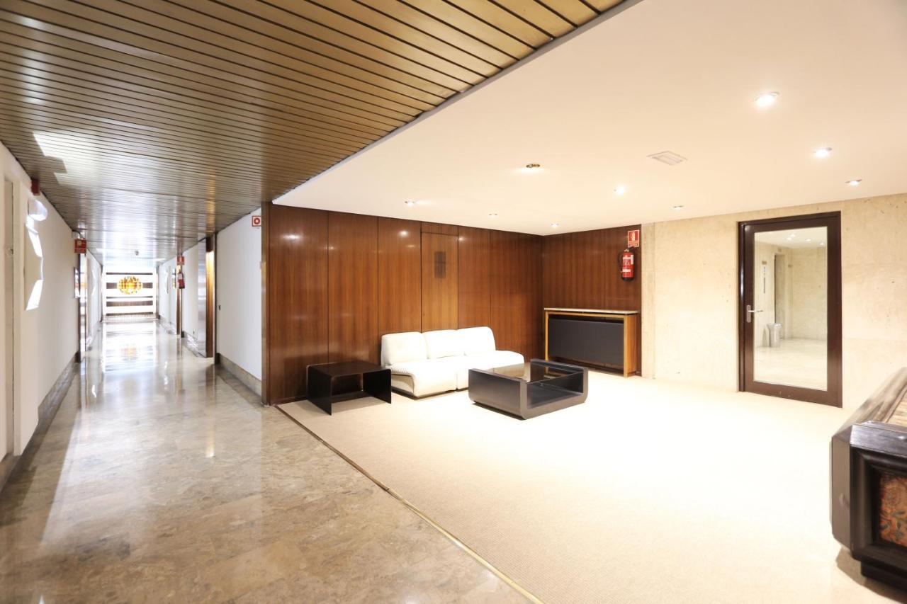 Urbantec Realty - Plaza De Colon — Fotos 3